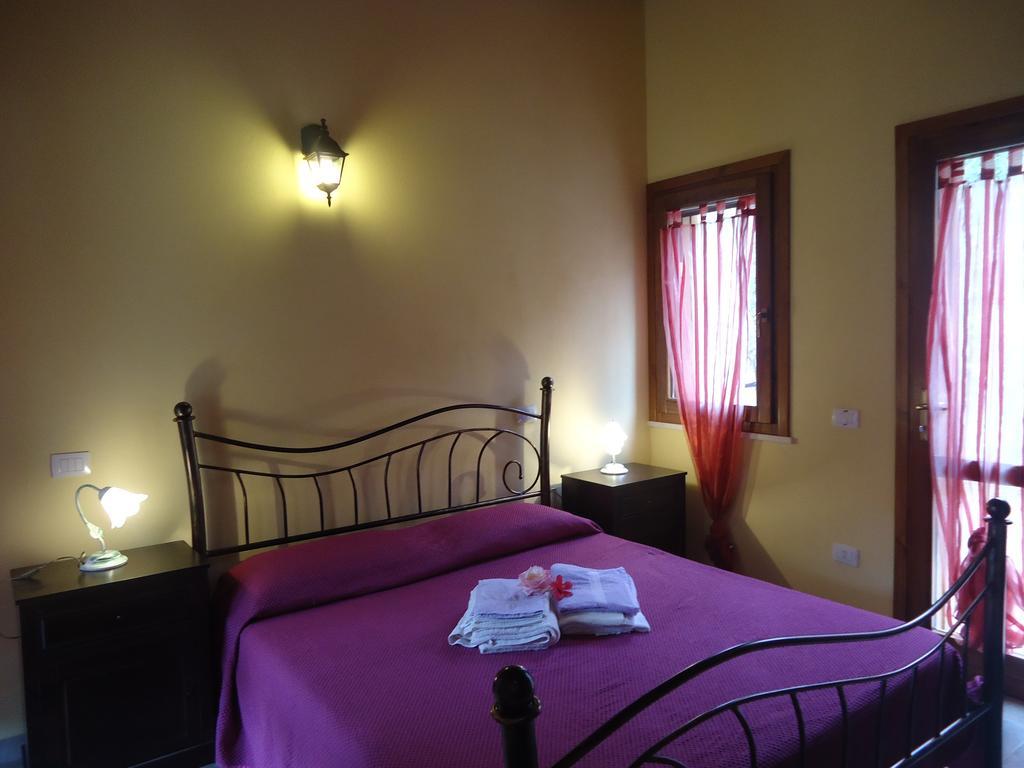 Sumindulau Bed & Breakfast Torre delle Stelle Ngoại thất bức ảnh